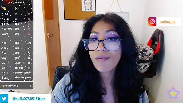 Snapshot of sofia_rosse4 chatting on 05-13-26, 01:14 sofia rosse4 online show from 05-13-26, 01:14