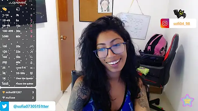 Snapshot of sofia_rosse4 chatting on 05-15-26, 10:50 sofia rosse4 online show from 05-15-26, 10:50