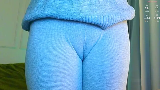 Sereta Finn online show from 12-14-24, 01:49