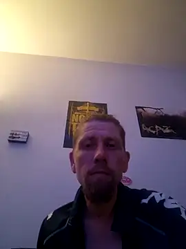 Snapshot of SID_MC_DRE chatting on 10-01-25, 06:58 SID MC DRE online show from 10-01-25, 06:58