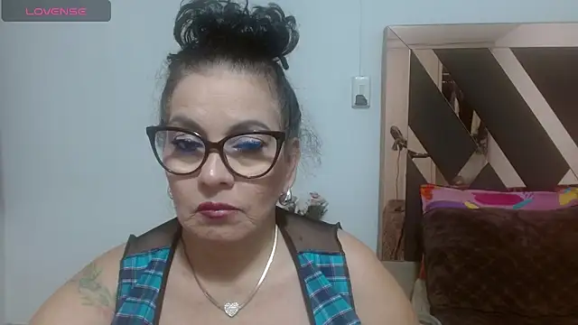 lindaesmeralda online show from 03-16-26, 12:20