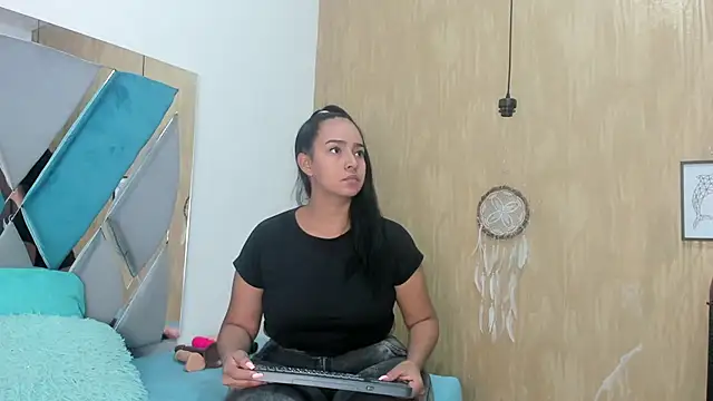Luya Jhon online show from 01-15-25, 11:10