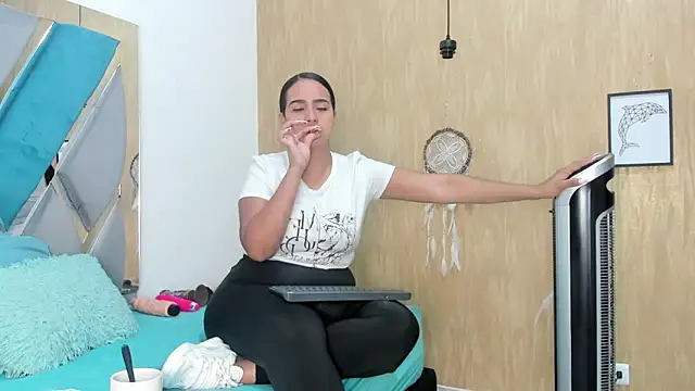 Luya Jhon online show from 02-01-25, 11:32