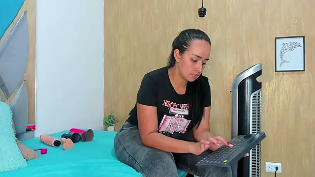 Luya Jhon online show from 03-10-25, 06:01