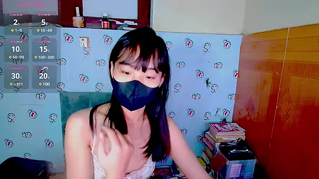 Snapshot of __Saphia__ chatting on 02-17-25, 12:32 Saphia online show from 02-17-25, 12:32