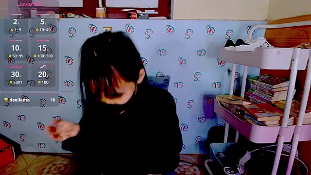 Snapshot of __Saphia__ chatting on 03-06-25, 01:05 Saphia online show from 03-06-25, 01:05