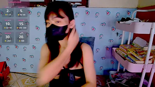 Snapshot of __Saphia__ chatting on 03-13-25, 03:06 Saphia online show from 03-13-25, 03:06