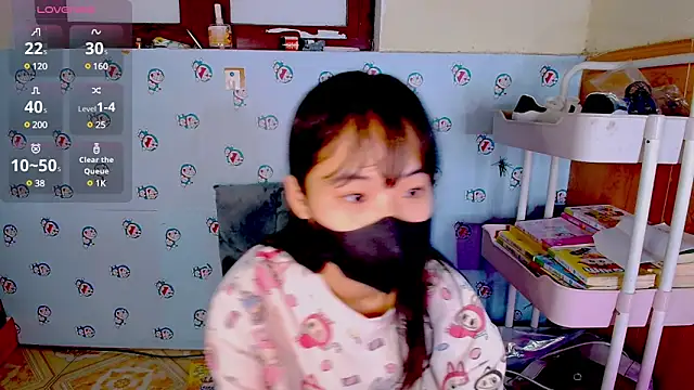 Snapshot of __Saphia__ chatting on 03-17-25, 12:41 Saphia online show from 03-17-25, 12:41