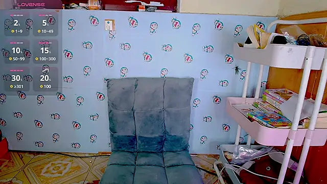 Snapshot of __Saphia__ chatting on 03-19-25, 12:37 Saphia online show from 03-19-25, 12:37