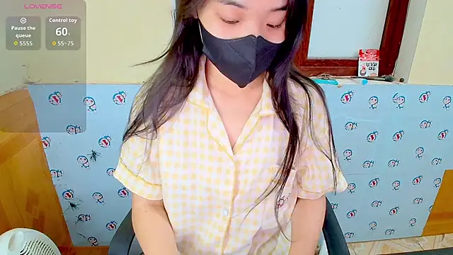   Saphia   online show from 04-08-26, 12:43