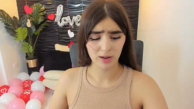 Snapshot of sofia_44 chatting on 02-13-25, 08:45 sofia 44 online show from 02-13-25, 08:45