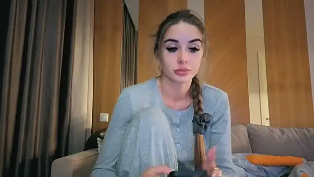 your bunnygirl online show from 10-02-25, 05:53