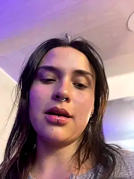 Snapshot of CharlotteScotte chatting on 12-03-24, 11:11 CharlotteScotte online show from 12-03-24, 11:11