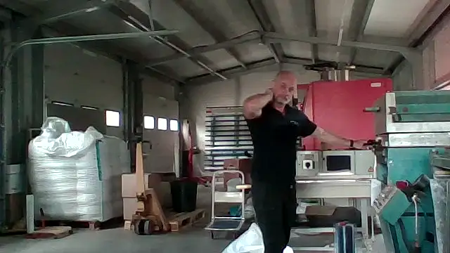 Boomerhun online show from 05-06-26, 01:38