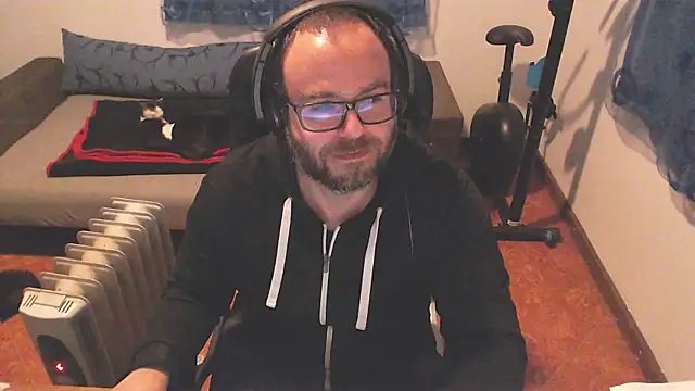 ravingr4d4 online show from 02-15-25, 10:42