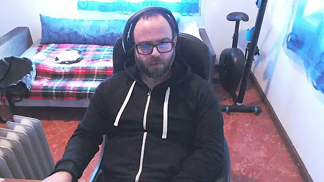 ravingr4d4 online show from 02-16-25, 02:43