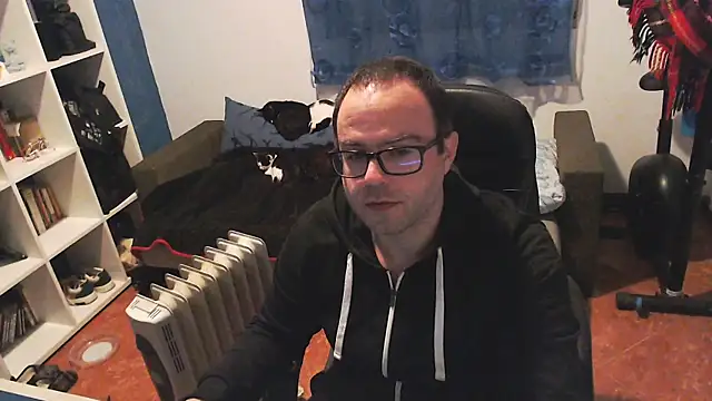 ravingr4d4 online show from 02-17-25, 09:52