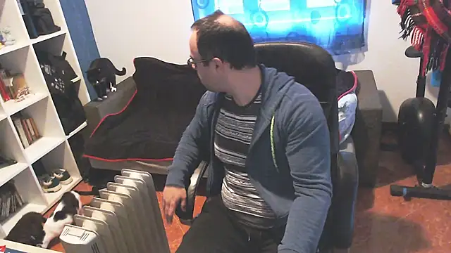 ravingr4d4 online show from 02-18-25, 09:10