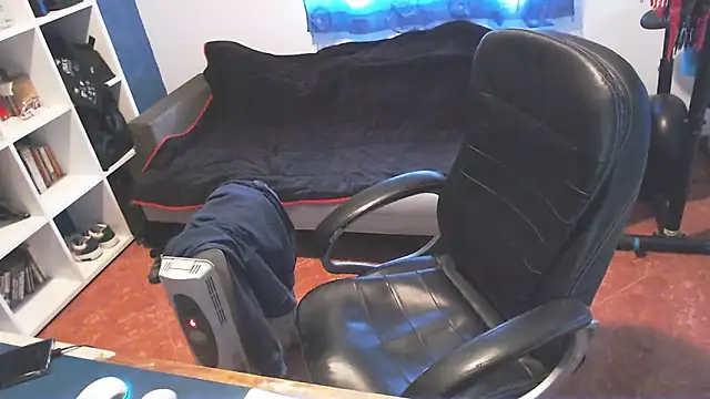 ravingr4d4 online show from 02-18-25, 03:21