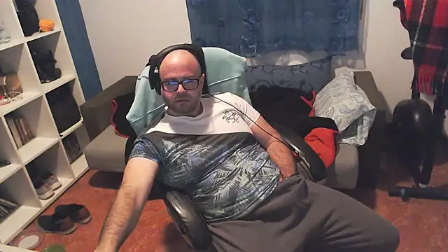 ravingr4d4 online show from 02-24-25, 12:20