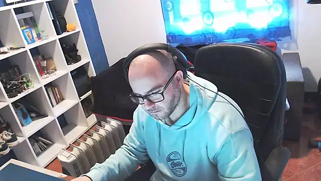 ravingr4d4 online show from 02-24-25, 09:21