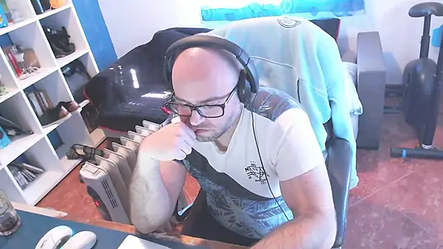 ravingr4d4 online show from 02-25-25, 03:16