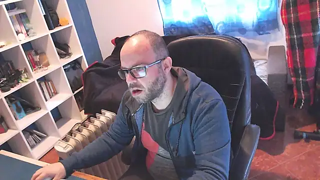 ravingr4d4 online show from 03-07-25, 09:07