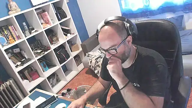 ravingr4d4 online show from 09-22-25, 08:16