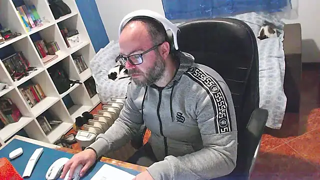 ravingr4d4 online show from 01-18-26, 07:17