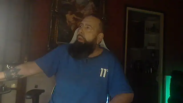 maseurbeardedpig online show from 08-08-26, 03:41