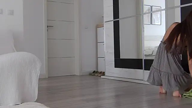 LilyRoselyn online show from 09-20-25, 07:31