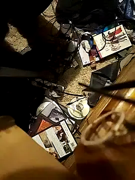 meuall3 online show from 10-20-25, 07:47