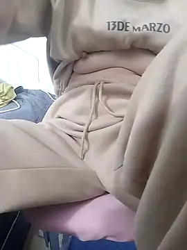 SweetGirl2k2 online show from 02-03-25, 01:30