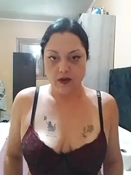 Snapshot of LilithRos3 chatting on 03-09-26, 01:37 LilithRos3 online show from 03-09-26, 01:37