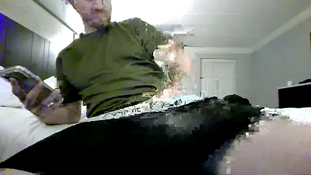 Tylerx9 online show from 05-09-26, 07:41