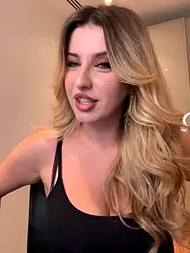 RoxxyDallas online show from 10-14-25, 07:58