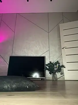 Yunasi online show from 03-16-25, 03:28