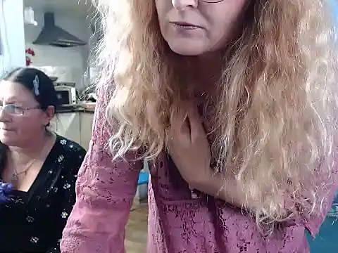 Helen1974 online show from 12-19-24, 08:55