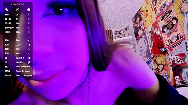 Snapshot of bellablack27 chatting on 12-31-24, 12:04 bellablack27 online show from 12-31-24, 12:04