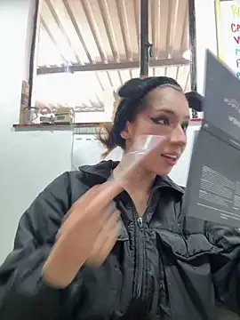 Snapshot of bellablack27 chatting on 02-27-25, 01:28 bellablack27 online show from 02-27-25, 01:28