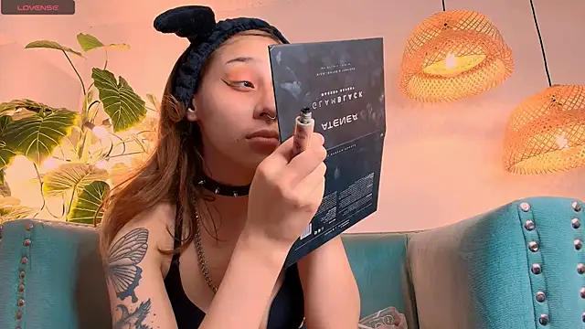 Snapshot of bellablack27 chatting on 03-04-25, 01:28 bellablack27 online show from 03-04-25, 01:28