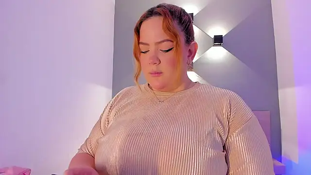 sophiarossee  online show from 02-22-25, 12:08