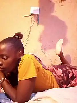 cute naimah online show from 10-12-25, 03:33