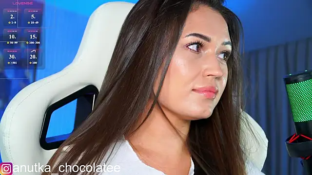 Snapshot of Adel_chocolate_ chatting on 06-21-26, 09:06 Adel chocolate online show from 06-21-26, 09:06