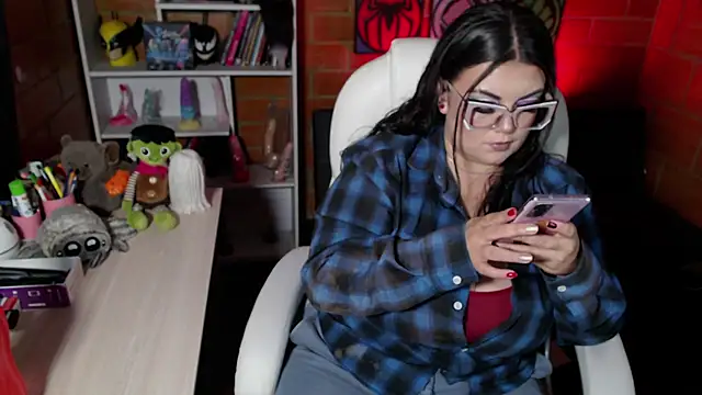 juliette rd online show from 11-30-25, 11:14