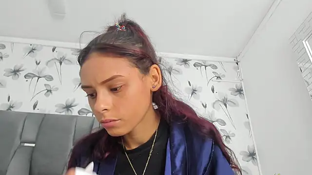 Snapshot of Ehotloveaxxx chatting on 10-29-25, 12:07 Ehotloveaxxx online show from 10-29-25, 12:07