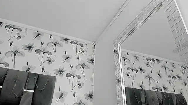 Ehotloveaxxx online show from 12-21-25, 02:24