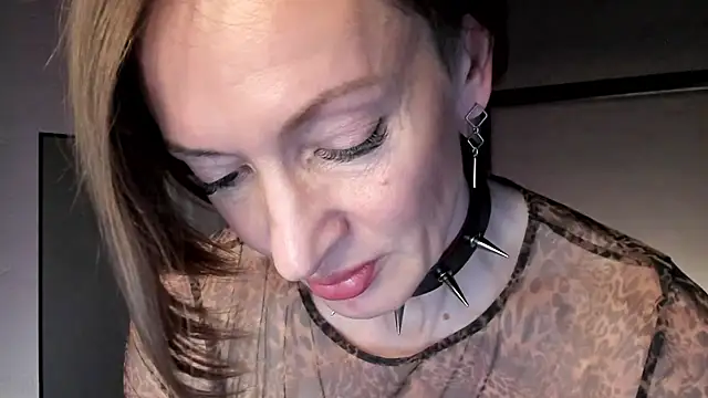 Snapshot of Dorothy_Meyer chatting on 01-30-25, 08:31 Dorothy Meyer online show from 01-30-25, 08:31