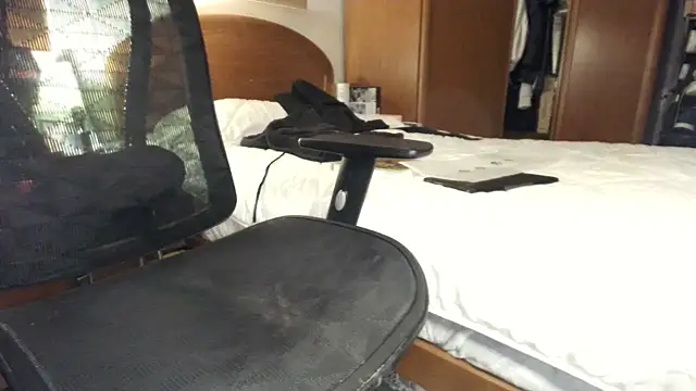 Hornyboyspanish2 online show from 01-18-25, 08:51