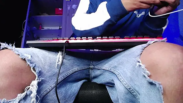 zacwatson  online show from 10-12-25, 01:59